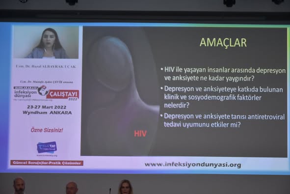 ULUSLARARASI İNFEKSİYON DÜNYASI ÇALIŞTAYI 2022’nin ikinci gününde, “HIV/AIDS-2” oturumu Prof. Dr. Hüsnü PULLUKÇU’nun başkanlığında yapıldı. Oturumda Doç. Dr. Ahmet Çağkan İNKAYA “Mental Sağlık ve Kırılganlık”, Doç. Dr. Asuman İNAN “Damgalanma”, Prof. Dr. Hüsnü PULLUKÇU ise “Tanı ve Tedavi Hizmetlerine Ulaşım” konularını anlattılar. Bunun yanı sıra Uzm. Dr. Hazal ALBAYRAK UÇAK tarafından sözlü bildiri sunuldu. Oturum 191 katılımla gerçekleşti. 