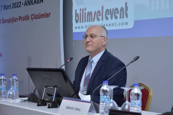 ULUSLARARASI İNFEKSİYON DÜNYASI ÇALIŞTAYI 2022’nin ikinci gününde, “HIV/AIDS-1” oturumu Prof. Dr. Serhat ÜNAL’ın başkanlığında yapıldı. Oturumda Dr. Yazdan YAZDANPANAH “COVID-19 Salgınında HIV ile İlgili Hangi Sorunlar Yaşandı?”, Doç. Dr. Tülin DEMİR, Doç. Dr. Elif TÜKENMEZ TİGEN, Prof. Dr. Selçuk KAYA, Prof. Dr. İlkay KARAOĞLAN “COVID-19 Salgınında HIV Tanı, Takip ve Tedavisinde Sahada Yaşanan Sorunlar”, Prof. Dr. Özlem ALTUNTAŞ AYDIN ise “Kür Mümkün mü?” konularını anlattılar. Oturumda aynı zamanda Dr. Öğr. Üyesi Yeşim YILDIZ gelen e-posterleri özetledi. Bunun yanı sıra Uzm. Dr. Ülkü ÖZTOPRAK SİYAH tarafından sözlü bildiri sunuldu. Oturum  198 katılımla tamamlandı