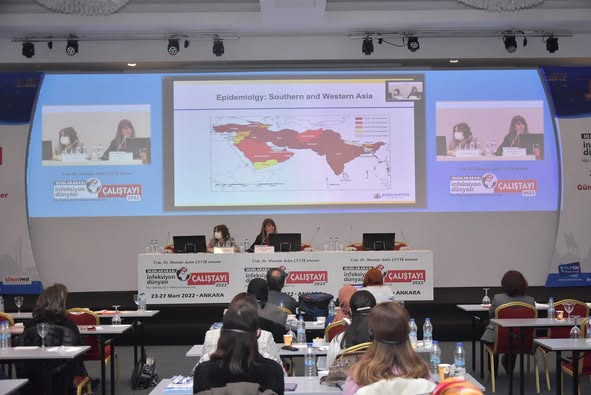 ULUSLARARASI İNFEKSİYON DÜNYASI ÇALIŞTAYI 2022, “KIRIM KONGO KANAMALI ATEŞİ” İlk günün son oturumun da Prof. Dr. İftihar KÖKSAL, Prof. Dr. Nurcan BAYKAM’ın başkanlığında yapıldı. Oturumda Dr. Maryam KESHTKAR JAHROMI “Orta, Doğu ve Güney Doğu Asyada Kırım Kongo Kanamalı Ateşi Virüsü”, Prof. Dr. Mohammad SAJADI “Kırım Kongo Kanamalı Ateşinde Monoklonal Antikorlar” konularını anlattılar.