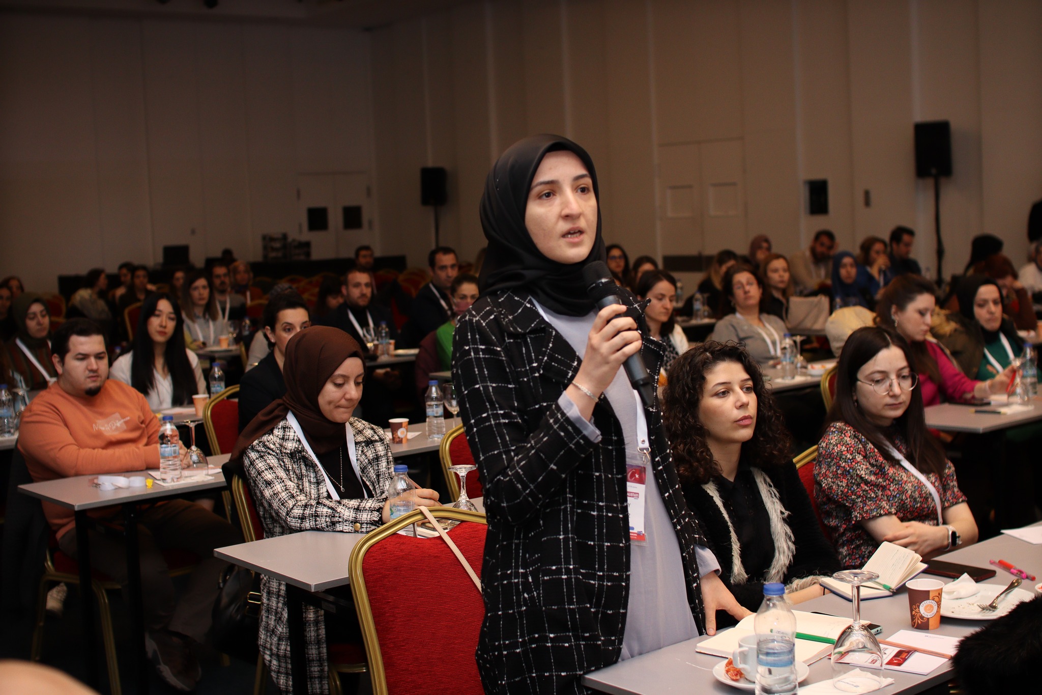 İNFEKSİYON DÜNYASI ÇALIŞTAYI 2023, Prof. Dr. Hande ARSLAN, Öğr. Gör. Dr. Gizem KARAHAN, Dr. Öğr. Üyesi Yeşim YILDIZ koordinasyonunda yapılan Serbest Kürsü’de “DİĞER VİRAL ENFEKSİYONLAR” konusu katılımcılarla beraber tartışıldı.