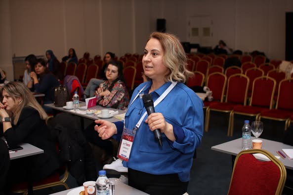 İNFEKSİYON DÜNYASI ÇALIŞTAYI 2023, Prof. Dr. Hande ARSLAN, Öğr. Gör. Dr. Gizem KARAHAN, Dr. Öğr. Üyesi Yeşim YILDIZ koordinasyonunda yapılan Serbest Kürsü’de “DİĞER VİRAL ENFEKSİYONLAR” konusu katılımcılarla beraber tartışıldı.