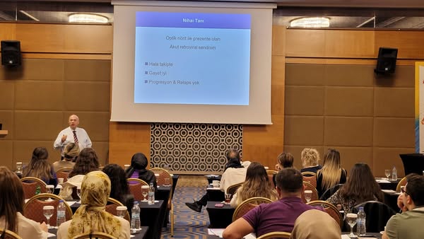 “HIV/AIDS: ASİSTAN OKULU” dokuzuncu dersinde “HIV/AIDS Hastalık Takibi, Konsültasyonları ve Sorunlar Paneli”nde Doç. Dr. Ahmet Çağkan İNKAYA “HIV/AIDS ve Nörolojik Problemler, Kırılganlık” konusunu anlattı.
bilimselevent.com