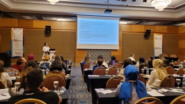 “HIV/AIDS: ASİSTAN OKULU” 10. dersinde Prof. Dr. Serap GENÇER “HIV/AIDS Sık Görülen Fırsatçı İnfeksiyonlar” konusunu anlattı.
bilimselevent.com