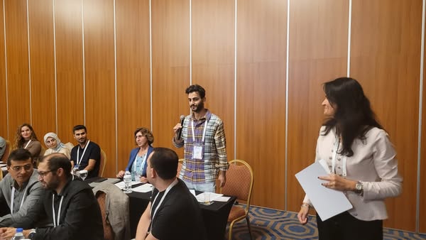 Yüz yüze toplantı organizasyonu BİLİMSEL EVENT tarafından yapılan “HIV/AIDS: ASİSTAN OKULU” saygı duruşu ve İstiklal Marşımızın ardından Okul Müdürümüz Prof. Dr. Serhat ÜNAL’ın açılış konuşmasıyla 14 Ekim 2023, Cumartesi günü Double Tree By Hilton Van’da başladı.
www.bilimselevent.com
