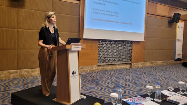 “HIV/AIDS: ASİSTAN OKULU” 6. dersinde Prof. Dr. Adalet ALTUNSOY “HIV/AIDS Klinik Seyir” konusunu anlattı.
bilimselevent.com