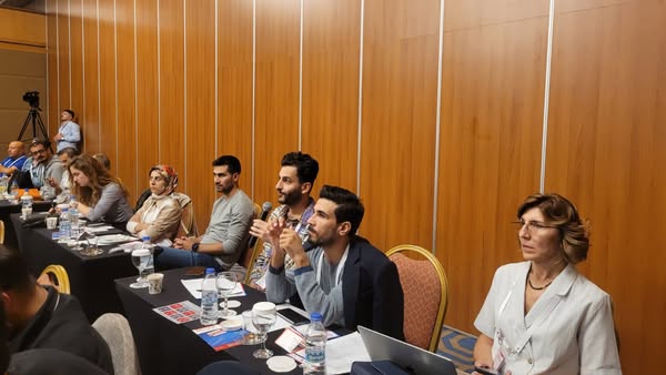 “HIV/AIDS: ASİSTAN OKULU” 8. dersinde Dr. Ecz. Emre KARA “İlaç Etkileşimleri” konusunu anlattı.
bilimselevent.com