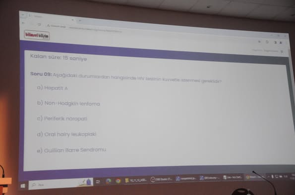 “HIV/AIDS: ASİSTAN OKULU”nda 2. Gün derslerinden oluşan interaktif sorularla öğretmenimiz Prof. Dr. Yaşar BAYINDIR’ın moderatörlüğünde öğrenimlerimizi pekiştirdik. İkinci günün sonunda derslere ve yarışmaya katılım oranı %100 olan okulumuzun öğrencilerini ve öğretmenlerini tebrik ediyoruz…
bilimselevent.com
#HIVAIDSAsistanokulu