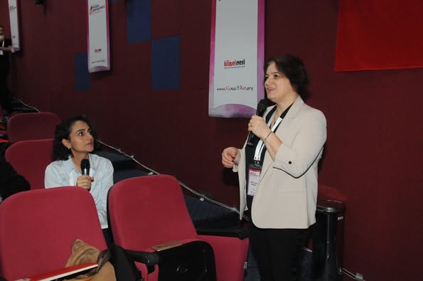 “HIV/AIDS: ASİSTAN OKULU”nun 9. dersinde Prof. Dr. Aslıhan CANDEVİR “HIV/AIDS Hastalık Takibi, Konsültasyonları ve Sorunlar Paneli: HIV/AIDS Renal Problemler ve Osteoporoz” konusunu anlattı.
bilimselevent.com
#HIVAIDSAsistanokulu