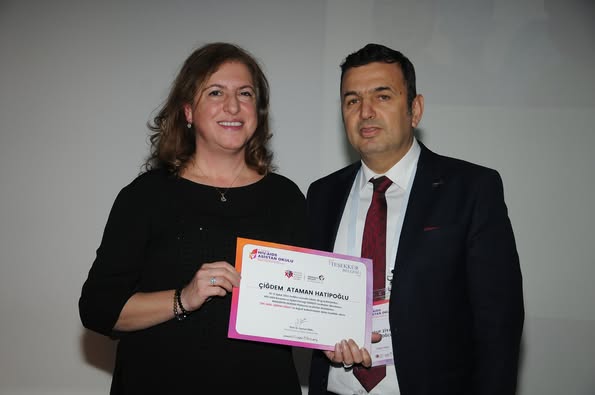 “HIV/AIDS: ASİSTAN OKULU”nun 9. dersinde Prof. Dr. Çiğdem ATAMAN HATİPOĞLU “HIV/AIDS Hastalık Takibi, Konsültasyonları ve Sorunlar Paneli: HIV ve Gösterge Hastalıklar” konusunu anlattı.
bilimselevent.com
#HIVAIDSAsistanokulu