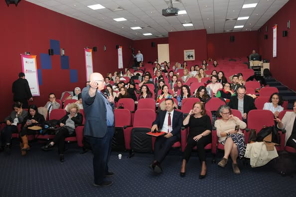 “HIV/AIDS: ASİSTAN OKULU”nun 9. dersinde Doç. Dr. Ahmet Çağkan İNKAYA ve Uzm. Dr. Hayriye ALTUNAY “HIV/AIDS Hastalık Takibi, Konsültasyonları ve Sorunlar Paneli: HIV/AIDS ve Nörolojik Problemler, Kırılganlık” konusunu anlattılar.
bilimselevent.com
#HIVAIDSAsistanokulu