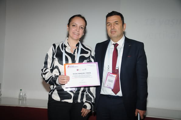 “HIV/AIDS: ASİSTAN OKULU”nun 11. dersinde Doç. Dr. Atakan TANAÇAN ve Prof. Dr. Selda HANÇERLİ TÖRÜN“Gebe ve Çocuk Hastanın Takibi ve Tedavisi” konusunu anlattılar.
bilimselevent.com
#HIVAIDSAsistanokulu