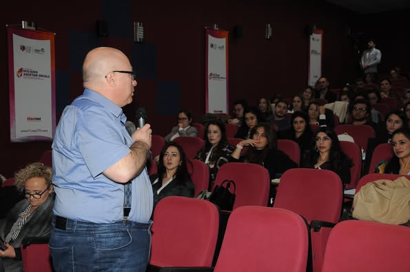 “HIV/AIDS: ASİSTAN OKULU”nun 8. dersinde Dr. Ecz. Emre KARA “İlaç Etkileşimleri” konusunu anlattı.
bilimselevent.com
#HIVAIDSAsistanokulu